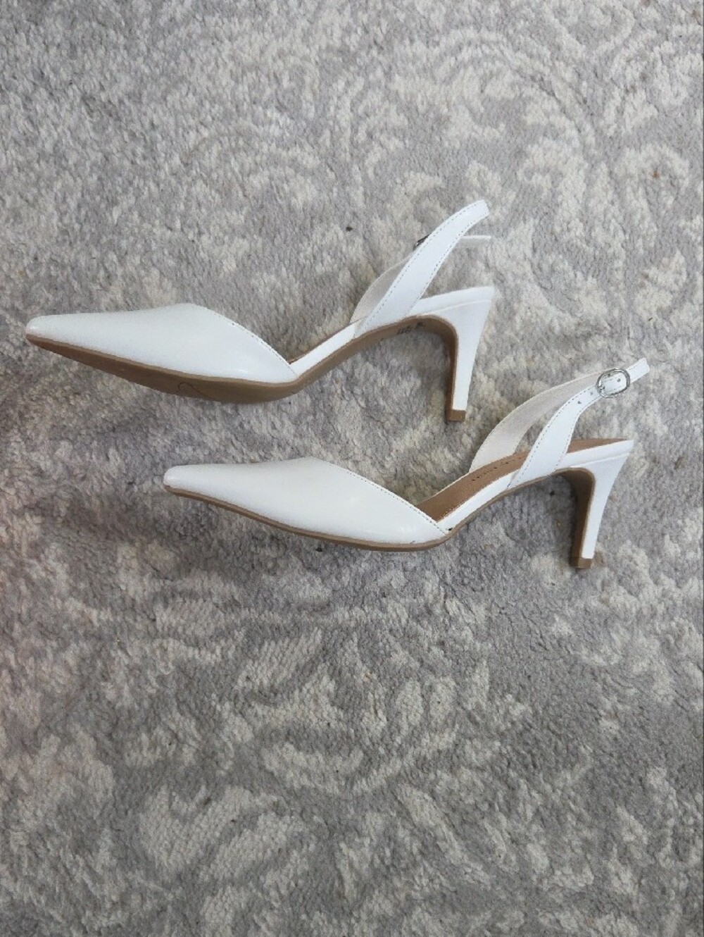 Christian Siriano White Pointed Slingback Pumps with Ankle Strap (Sleek Finish) - Picture 5 of 5